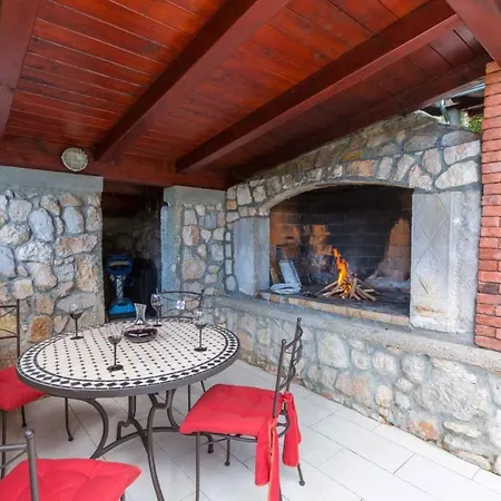 In 40737 Krizisce