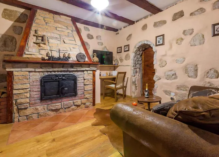 別荘 In 40737 Križišće