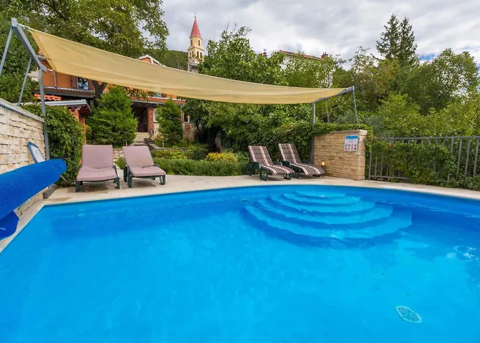 別荘 In 40737 Križišće